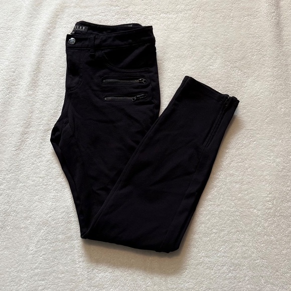 GUESS Ankle Zip Pants - Picture 1 of 11